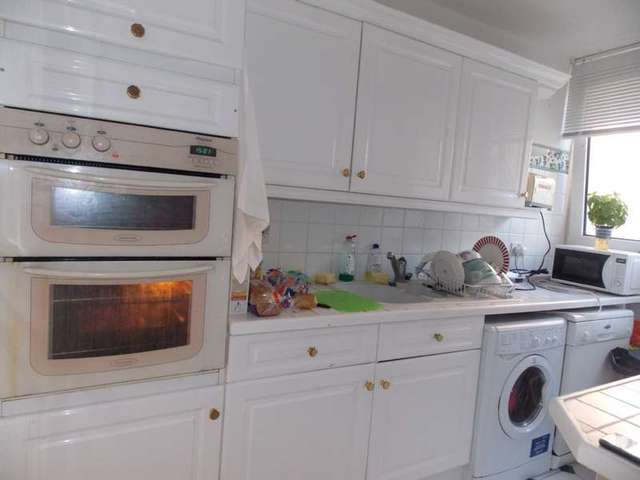  Image of 3 bedroom Flat to rent in Stanhope Street London NW1 at London, NW1 3LR