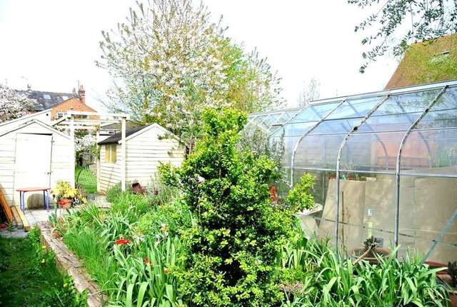  Image of 3 bedroom Terraced house for sale in Station Road Cholsey Wallingford OX10 at Cholsey  Wallingford, OX10 9QB