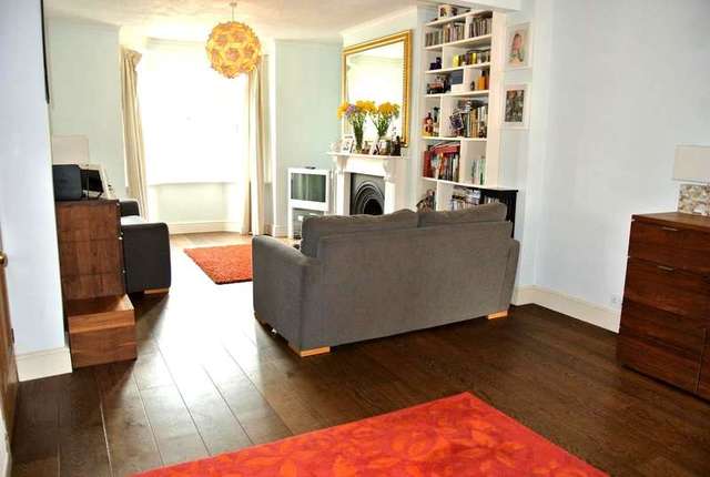  Image of 3 bedroom Terraced house for sale in Station Road Cholsey Wallingford OX10 at Cholsey  Wallingford, OX10 9QB