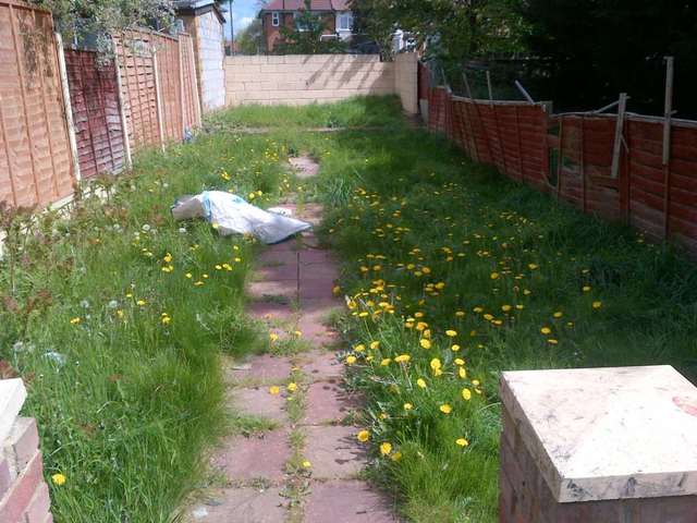  Image of 3 bedroom Terraced house to rent in Sterry Road Dagenham RM10 at Sterry Road Dagenham Dagenham, RM10 8NT