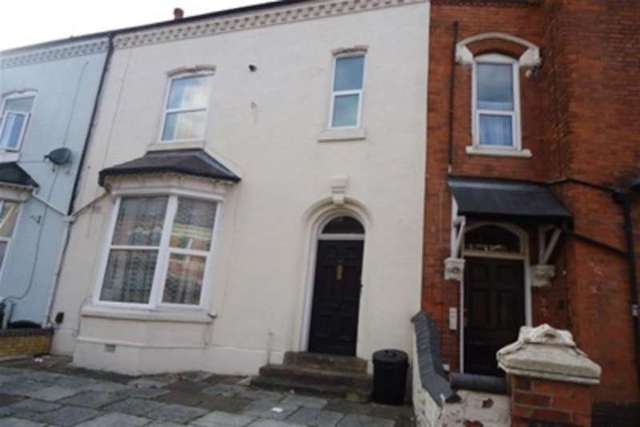  Image of 1 bedroom Flat to rent in Stirling Road Edgbaston Birmingham B16 at Birmingham, B16 9BG