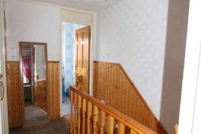  Image of 3 bedroom Terraced house to rent in Stonie Heyes Avenue Rochdale OL12 at Rochdale OL12 9XA Rochdale, OL12 9XA