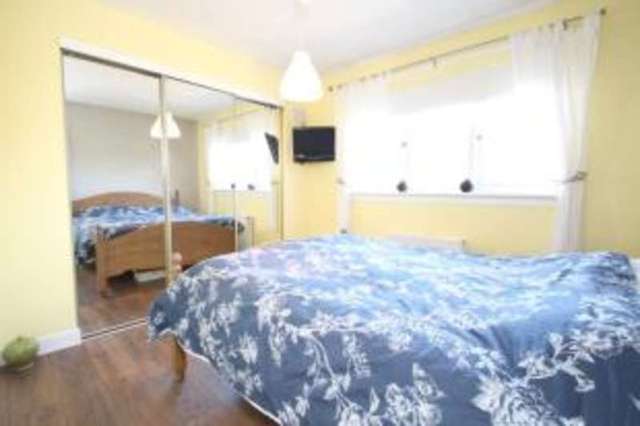  Image of 2 bedroom Terraced house for sale in Stranka Avenue Paisley PA2 at Paisley Renfrewshire Elderslie, PA2 9DW