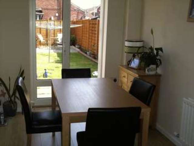  Image of 3 bedroom Semi-Detached house to rent in Stratton Close Bridgwater TA6 at Stratton Close  Bridgwater, TA6 5SL