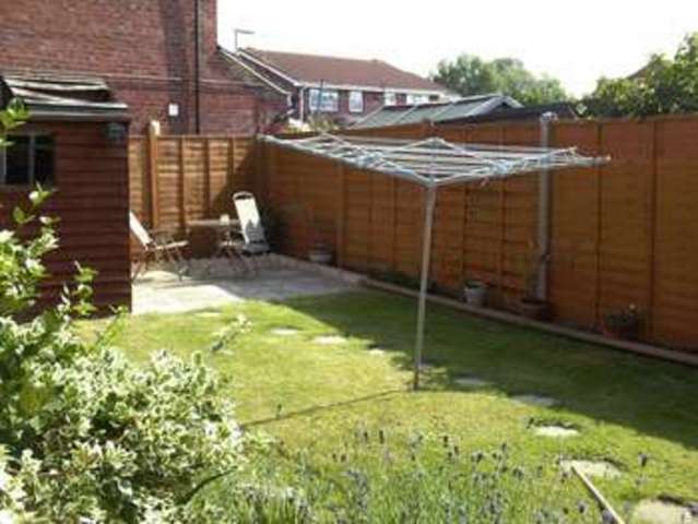  Image of 3 bedroom Semi-Detached house to rent in Stratton Close Bridgwater TA6 at Stratton Close  Bridgwater, TA6 5SL