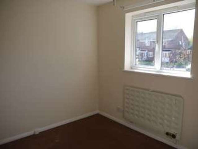  Image of 1 bedroom Semi-Detached house to rent in Strode Road Street BA16 at Strode Road  STREET, BA16 0AT