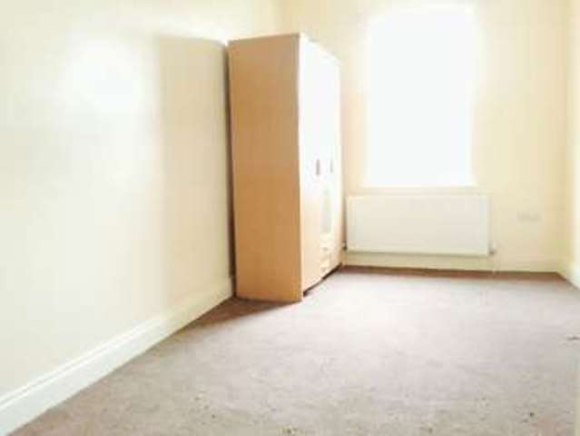  Image of 4 bedroom Flat to rent in Stroud Green Road London N4 at Stroud Green Road  London, N4 3EF
