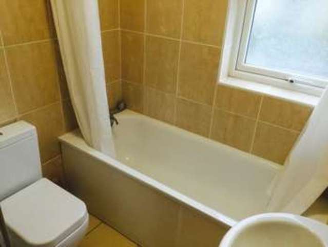  Image of 4 bedroom Flat to rent in Stroud Green Road London N4 at Stroud Green Road  London, N4 3EF