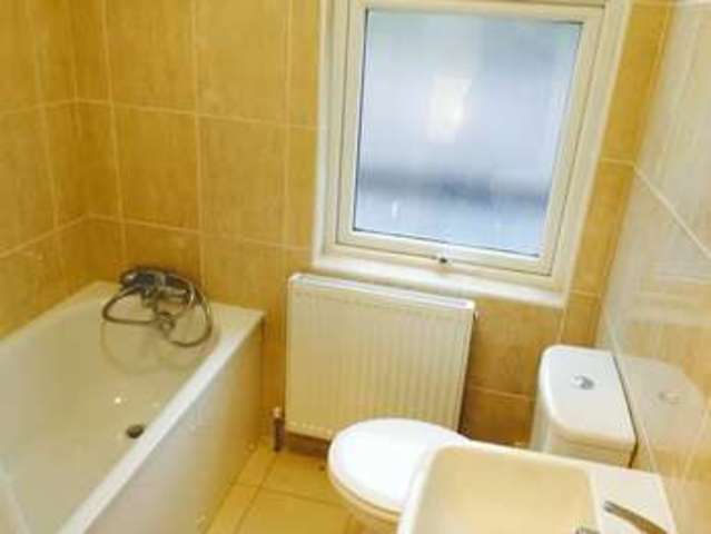  Image of 4 bedroom Flat to rent in Stroud Green Road London N4 at Stroud Green Road  London, N4 3EF