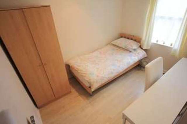  Image of 3 bedroom Terraced house for sale in Stuart Road Walton Liverpool L4 at Stuart Road Walton Liverpool, L4 5QU