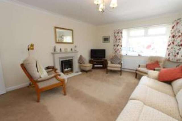  Image of 2 bedroom Bungalow for sale in Stubbington Lane Fareham PO14 at Stubbington Hampshire Stubbington, PO14 2PE