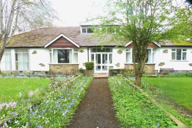  Image of 4 bedroom Detached house for sale in Styal Road Heald Green Cheadle SK8 at STYAL ROAD HEALD GREEN CHEADLE, SK8 3TG