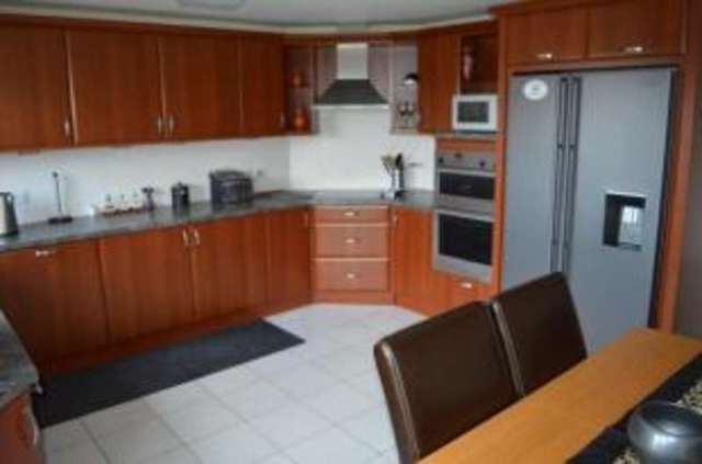  Image of 2 bedroom Flat for sale in Sunningdale Place Helensburgh G84 at Helensburgh Argyll and Bute Craigendoran, G84 7JB
