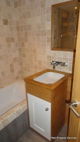  Image of 2 bedroom Flat to rent in Old Mill Gardens Berkhamsted HP4 at Old Mill Gardens  Berkhamsted, HP4 2NZ