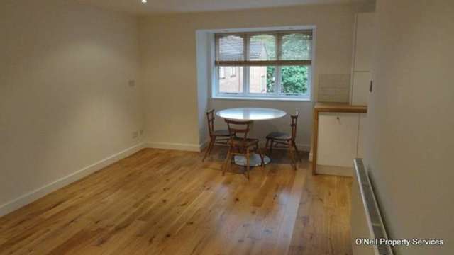  Image of 2 bedroom Flat to rent in Old Mill Gardens Berkhamsted HP4 at Old Mill Gardens  Berkhamsted, HP4 2NZ
