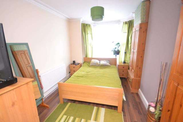  Image of 1 bedroom Flat to rent in Surrey Road Reading RG2 at Surrey Road  Reading, RG2 0EU