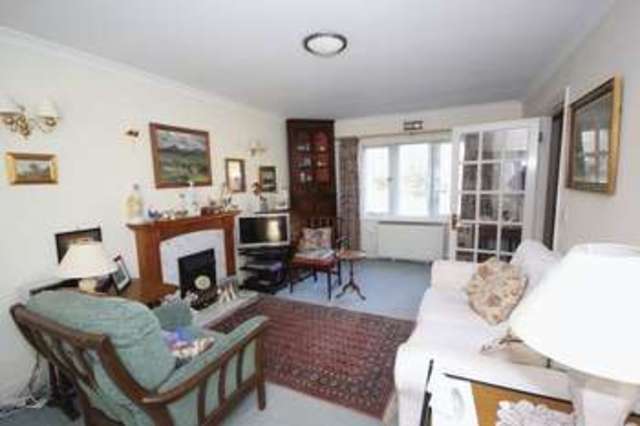  Image of 2 bedroom Cottage for sale in Swan Road Pewsey SN9 at Swan Road  Pewsey, SN9 5DW