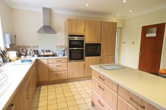 Image of 5 bedroom Detached house for sale in Swannells Wood Studham Dunstable LU6 at Swannells Wood  Studham, LU6 2QB