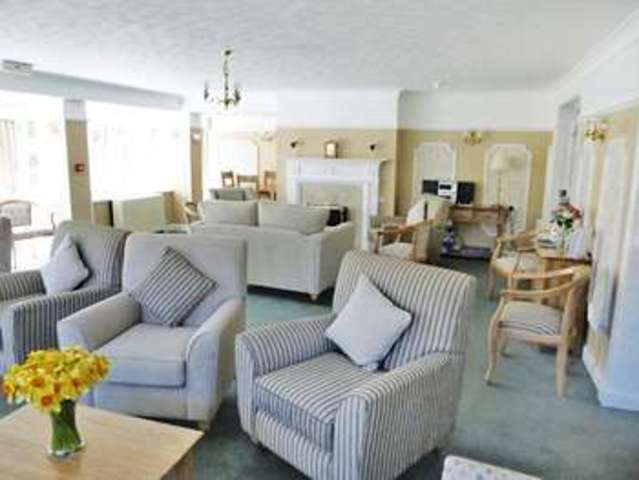  Image of 1 bedroom Retirement Property for sale in Conway Road Rhos on Sea Colwyn Bay LL29 at Conway Road  Colwyn Bay, LL29 7LE