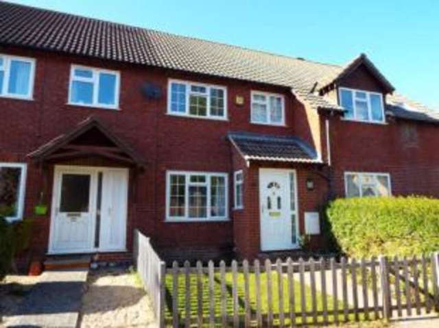  Image of 3 bedroom Terraced house for sale in Purbrook Road Tadley RG26 at Tadley Hampshire Heath End, RG26 4PR