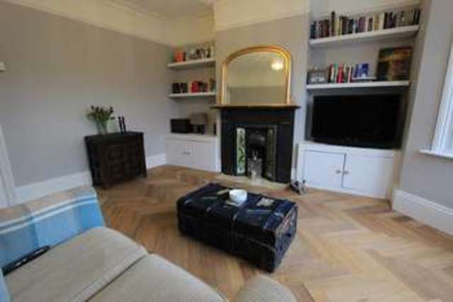  Image of 2 bedroom Semi-Detached house for sale in Tapster Street High Barnet Barnet EN5 at Tapster Street  Barnet, EN5 5TU