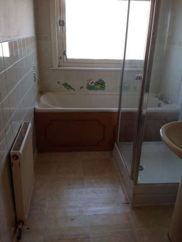  Image of 3 bedroom Flat to rent in Tay Place Johnstone PA5 at Tay Place Corseford Johnstone, PA5 0PA
