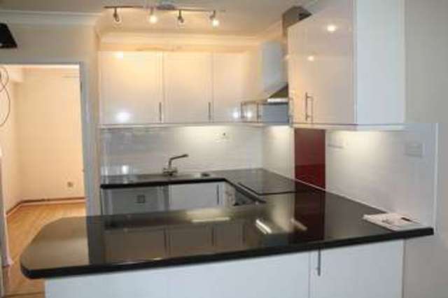  Image of 1 bedroom Flat to rent in Marston Road Thame OX9 at Marston Road  Thame, OX9 3YG