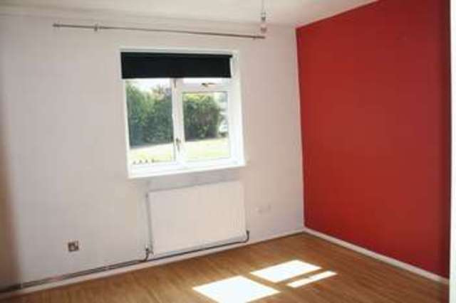  Image of 1 bedroom Flat to rent in Marston Road Thame OX9 at Marston Road  Thame, OX9 3YG