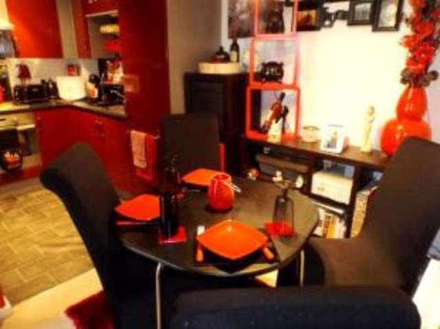  Image of 2 bedroom Flat for sale in Bramble Court Millbrook Stalybridge SK15 at Bramble Court Millbrook Stalybridge, SK15 3BH