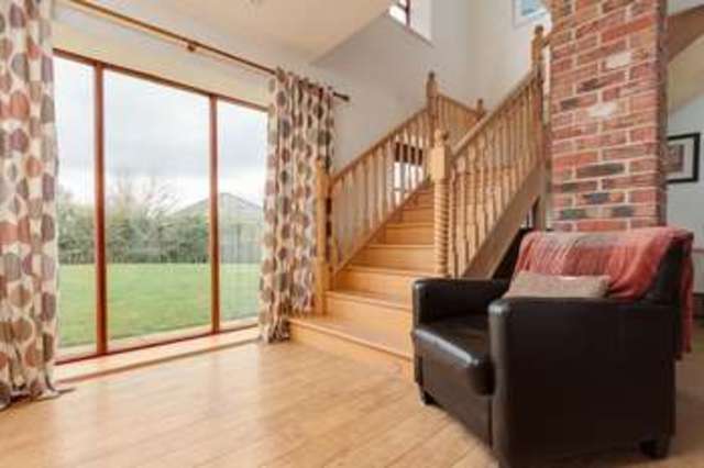  Image of 4 bedroom Property for sale in Newton Frodsham WA6 at Belleair Farm Newton Frodsham, WA6 7EH