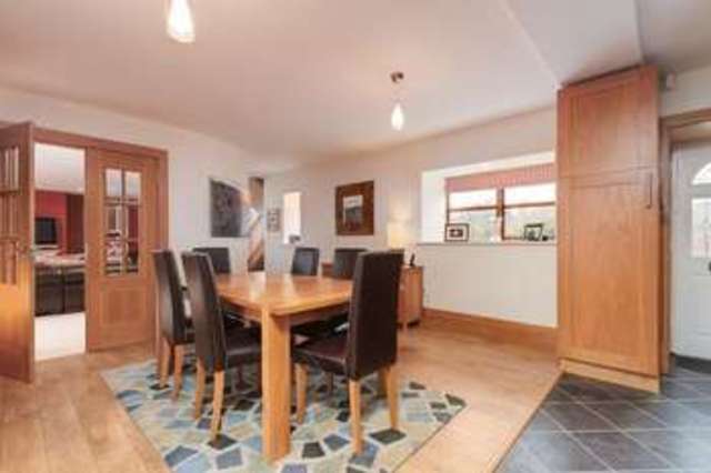  Image of 4 bedroom Property for sale in Newton Frodsham WA6 at Belleair Farm Newton Frodsham, WA6 7EH