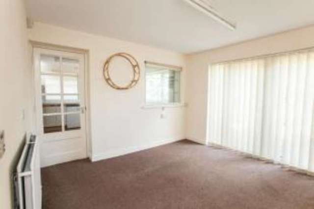  Image of 3 bedroom Detached house for sale in The Fairway Oadby Leicester LE2 at Oadby Leicester Oadby, LE2 2HP