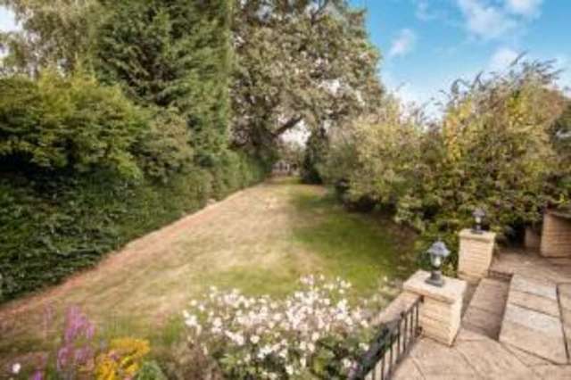  Image of 3 bedroom Detached house for sale in The Fairway Oadby Leicester LE2 at Oadby Leicester Oadby, LE2 2HP