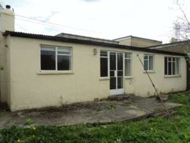  Image of 1 bedroom Flat to rent in Bristol Road Whitminster Gloucester GL2 at Bristol Road  Whitminster, GL2 7LU