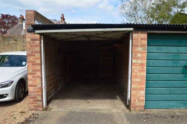  Image of Property to rent in Cambalt Road London SW15 at Putney Vale, SW15 6EX