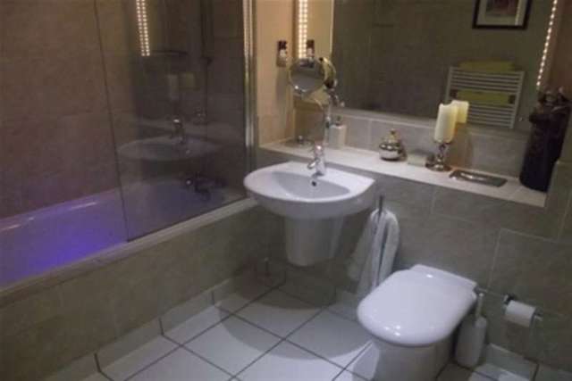  Image of 1 bedroom Flat to rent in Weevil Lane Gosport PO12 at Gosport, PO12 1FX