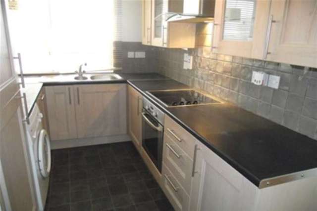  Image of 2 bedroom Flat to rent in The Mall Bromley BR1 at Bromley, BR1 1TT