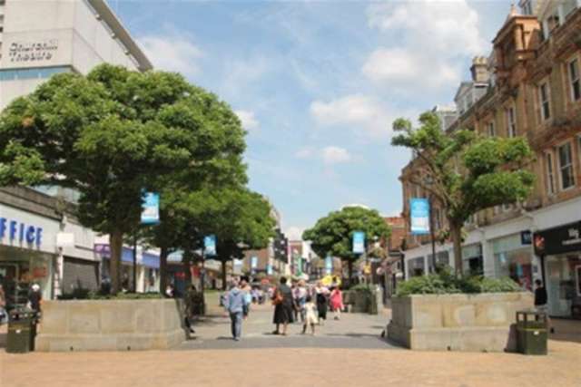  Image of 2 bedroom Flat to rent in The Mall Bromley BR1 at Bromley, BR1 1TT