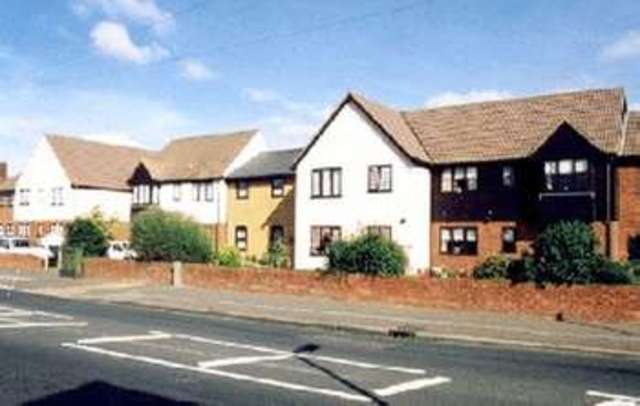  Image of 1 bedroom Retirement Property for sale in High Street Great Wakering Southend-on-Sea SS3 at 236 High Street  Great Wakering, SS3 0HY