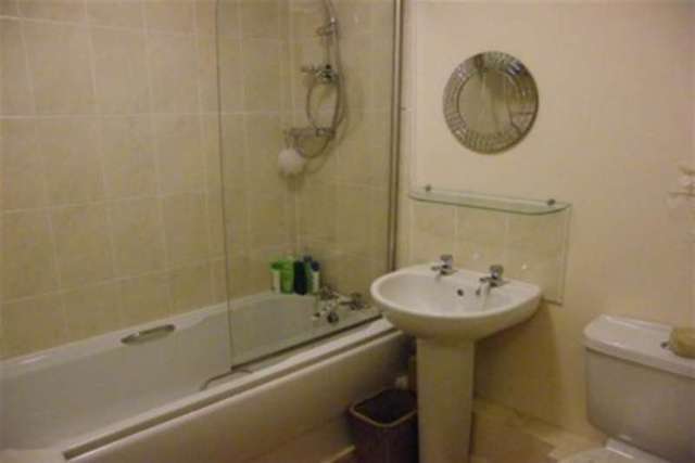  Image of 1 bedroom Flat to rent in The Old Quays Warrington WA4 at Warrington, WA4 1JP