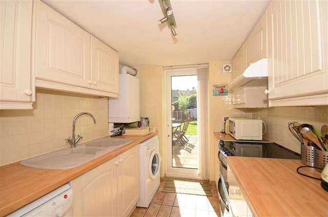  Image of 2 bedroom Terraced house for sale in The Slade London SE18 at Plumstead London Plumstead, SE18 2NB