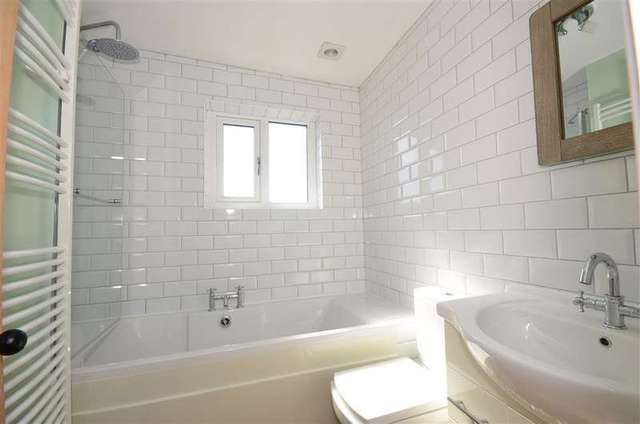  Image of 2 bedroom Terraced house for sale in The Slade London SE18 at Plumstead London Plumstead, SE18 2NB