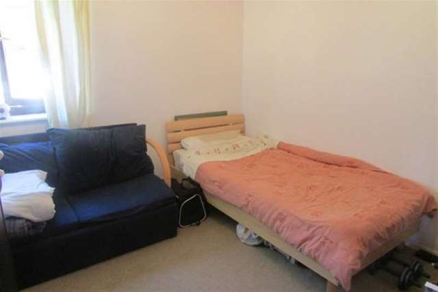 Image of 2 bedroom Flat for sale in The Whithys Street BA16 at Street, BA16 9PJ