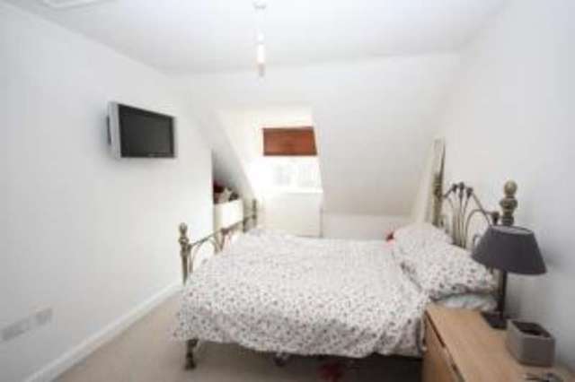  Image of 3 bedroom Semi-Detached house for sale in Thelwall Lane Warrington WA4 at Warrington Cheshire Grappenhall, WA4 1NJ