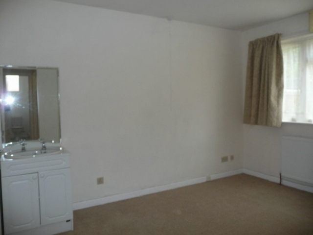  Image of 3 bedroom Bungalow to rent in Bevan Road Waterlooville PO8 at Lovedean Waterlooville Waterlooville, PO8 9QH