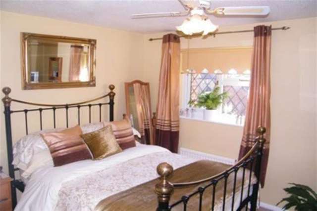  Image of 2 bedroom Terraced house to rent in Spalt Close Hutton Brentwood CM13 at Brentwood, CM13 2UN