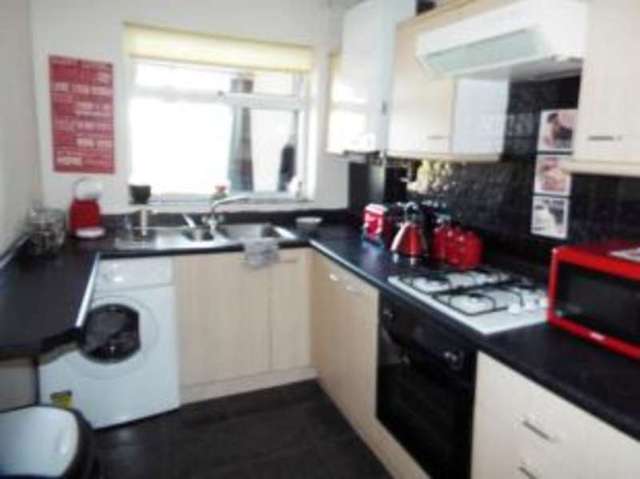  Image of 2 bedroom Flat for sale in Grove Road Tiptree Colchester CO5 at Tiptree Colchester Tiptree, CO5 0JP