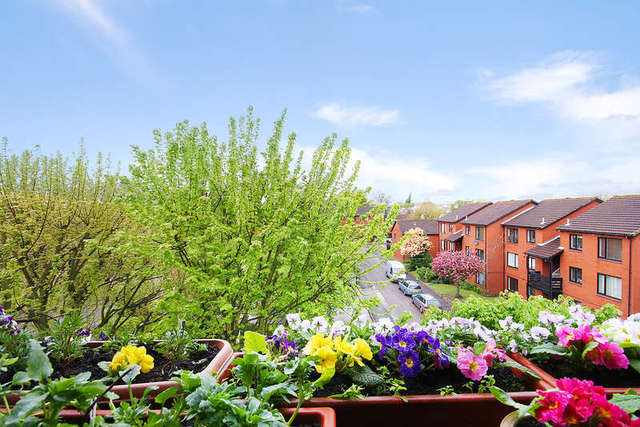  Image of 1 bedroom Flat for sale in Tithe Barn Close Kingston upon Thames KT2 at Surrey  Kingston upon Thames, KT2 6RZ