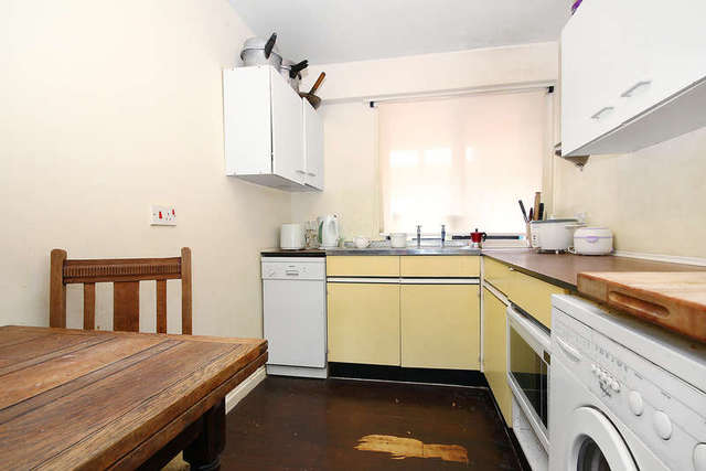  Image of 1 bedroom Flat for sale in Tithe Barn Close Kingston upon Thames KT2 at Surrey  Kingston upon Thames, KT2 6RZ