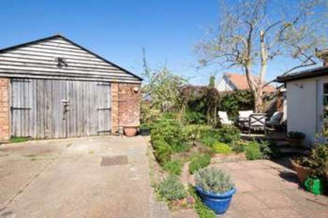  Image of 4 bedroom Semi-Detached house for sale in Rumbridge Street Totton Southampton SO40 at Rumbridge Street Totton Southampton, SO40 9DS